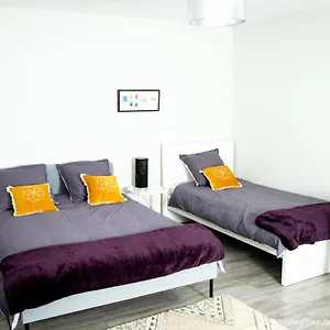 Entier 57 M2 à Appartement